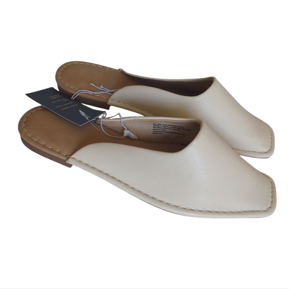 NWT Universal Thread Faux Leather Slip On Mules 9.5 Cream Bone